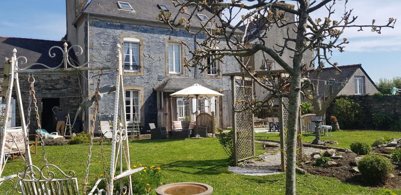 Maison Papillons Plomodiern Exterior foto